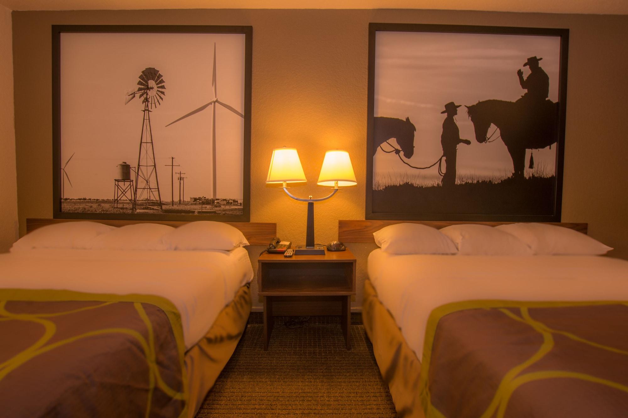 Super 8 By Wyndham Airport Fairgrounds West