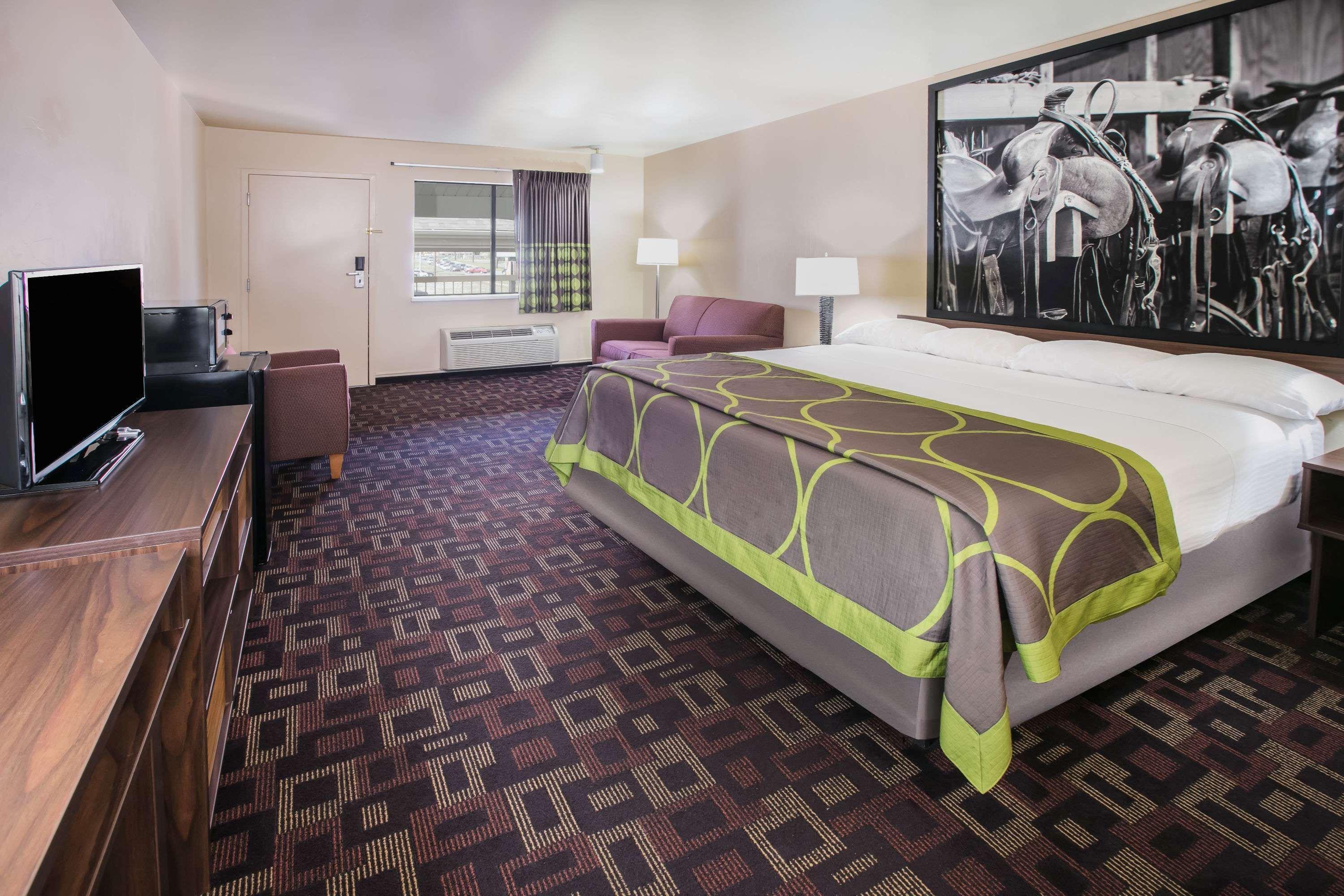 Super 8 By Wyndham Airport Fairgrounds West Oklahoma City