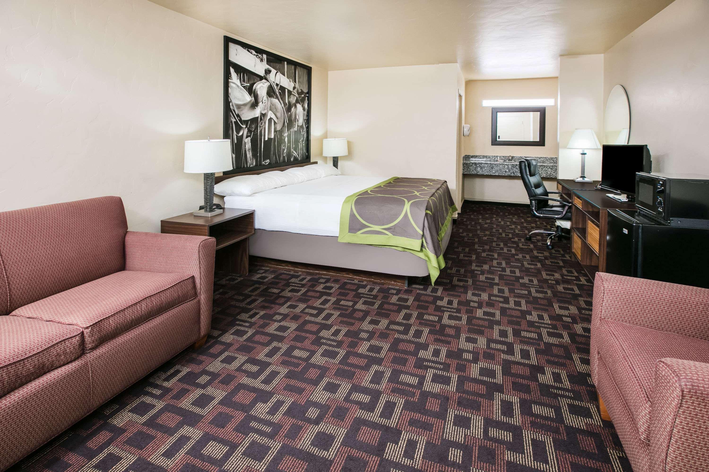 Super 8 By Wyndham Airport Fairgrounds West Oklahoma City