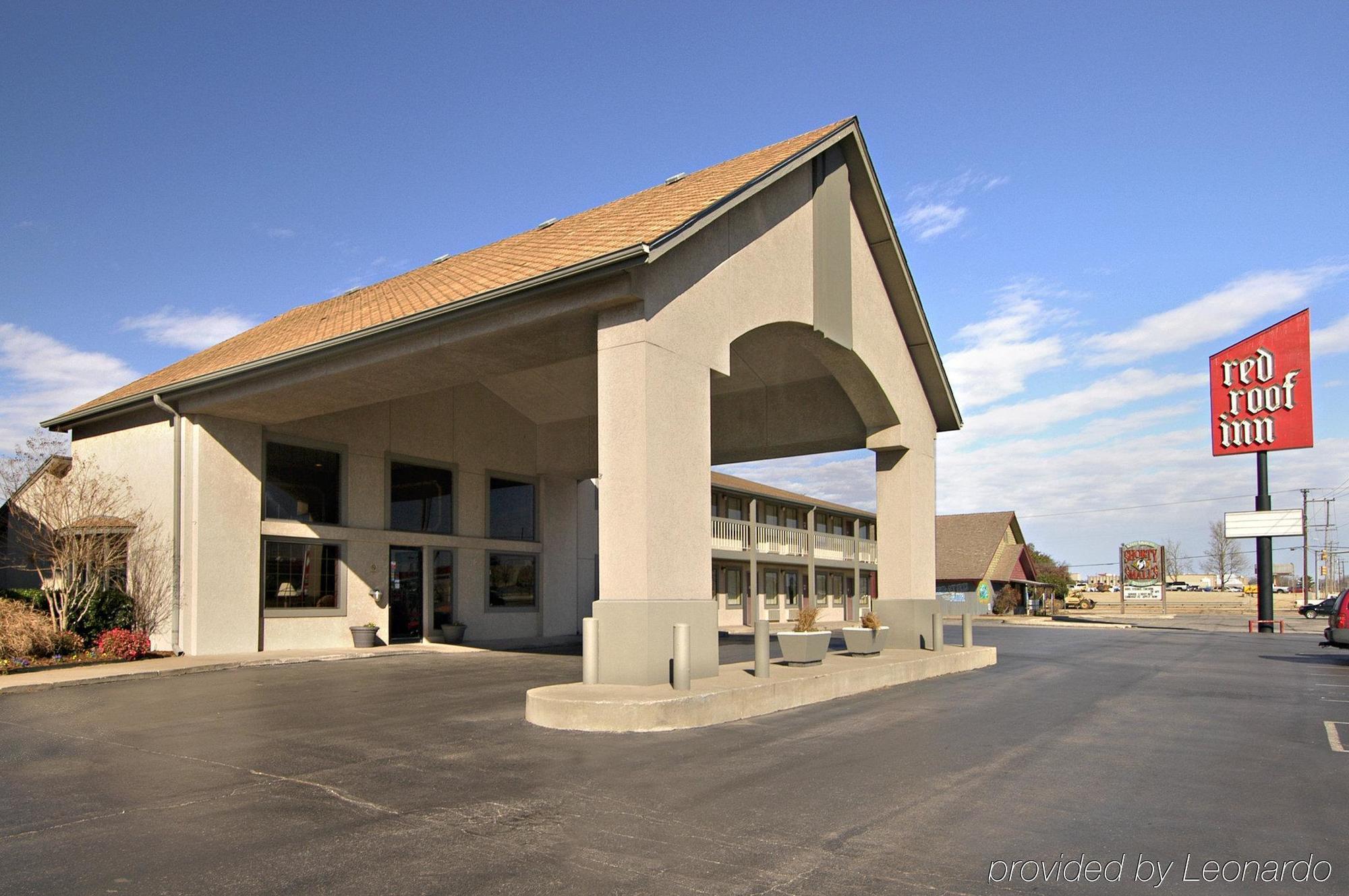 Super 8 By Wyndham Airport Fairgrounds West Motel Oklahoma City