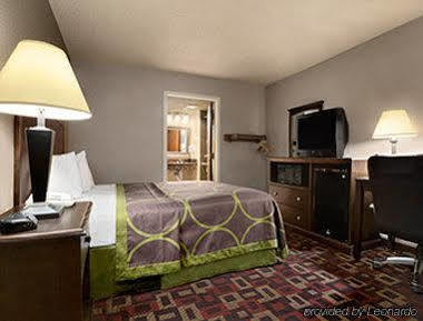 Super 8 By Wyndham Airport Fairgrounds West Motel 2*